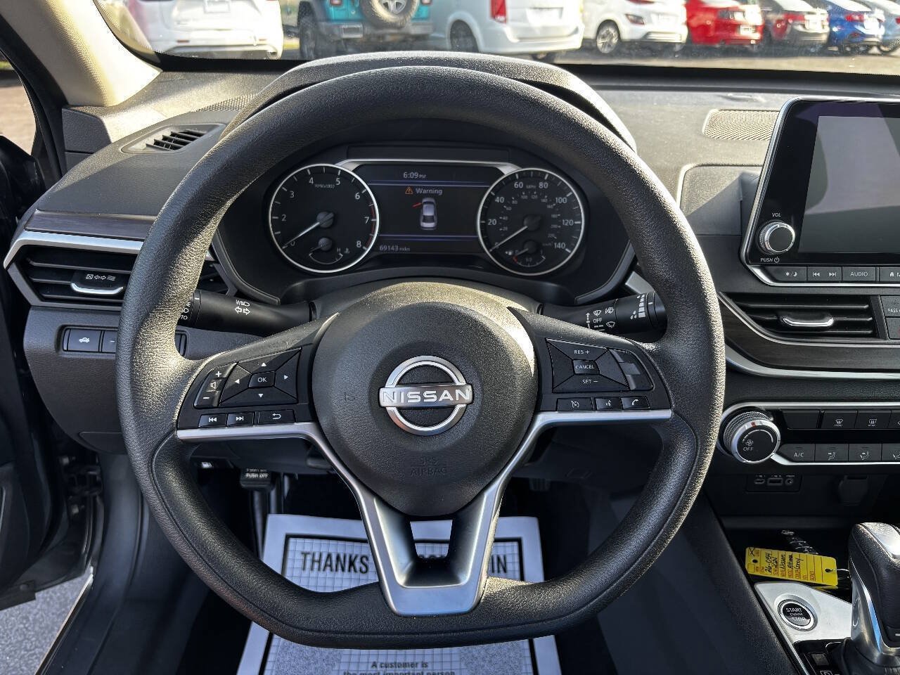 Used 2024 Nissan Altima 2.5 SV FWD image 13