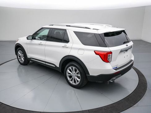 Certified 2024 Ford Explorer Limited w/ Equipment Group 301A image 6