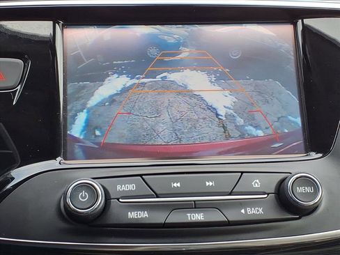 Used 2018 Buick Envision Preferred image 19