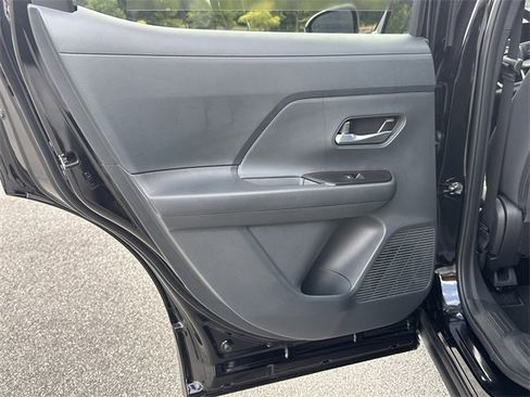 New 2026 Nissan Kicks SV w/ SV Premium Package image 16