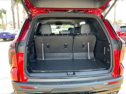 New 2026 Chevrolet Traverse LT w/ Midnight/Sport Edition FWD image 16