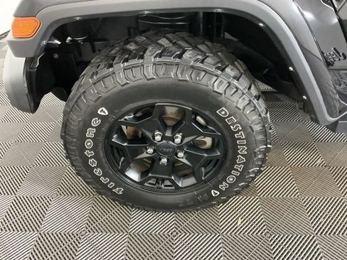 Used 2021 Jeep Gladiator Sport AWD/4WD image 31