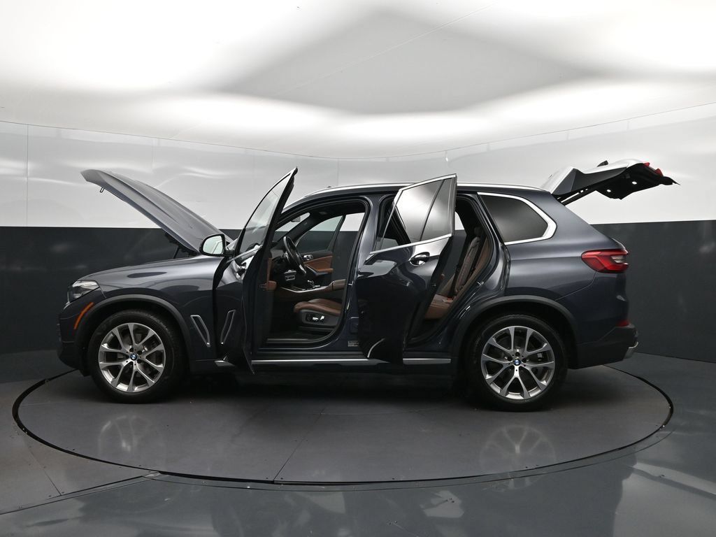 Used 2020 BMW X5 sDrive40i w/ Premium Package RWD image 46