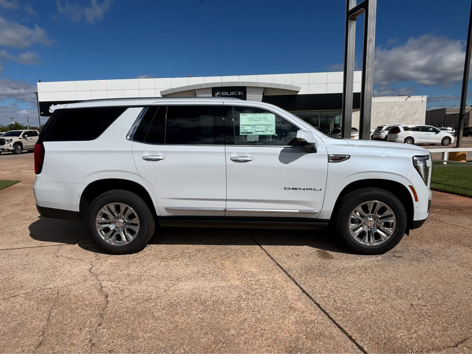 New 2027 GMC Yukon Denali w/ Sun & Power Step Package AWD/4WD image 8