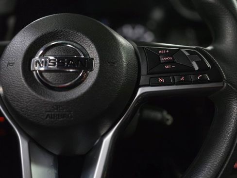 Used 2020 Nissan Rogue S image 19