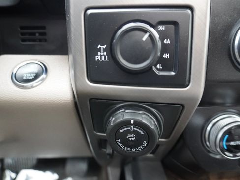 Used 2019 Ford F150 Limited AWD/4WD image 16