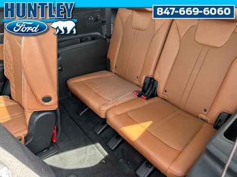 Used 2022 Kia Sorento SX Prestige w/ Rust Color Package AWD/4WD image 16