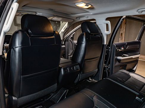 Used 2018 Toyota Tundra Platinum image 20