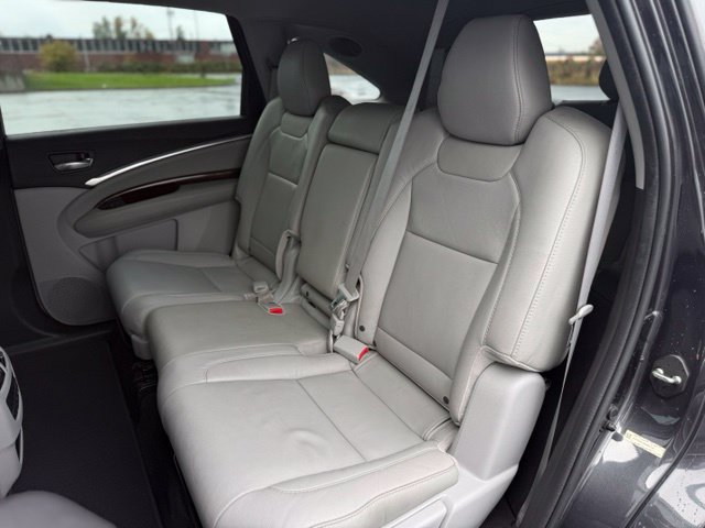 Used 2016 Acura MDX w/ Technology Package AWD/4WD image 37