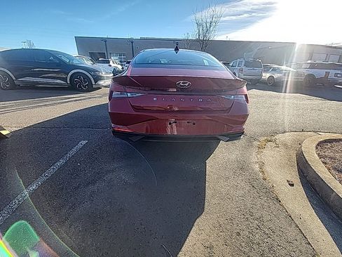 Certified 2023 Hyundai Elantra SEL w/ Convenience Package image 4