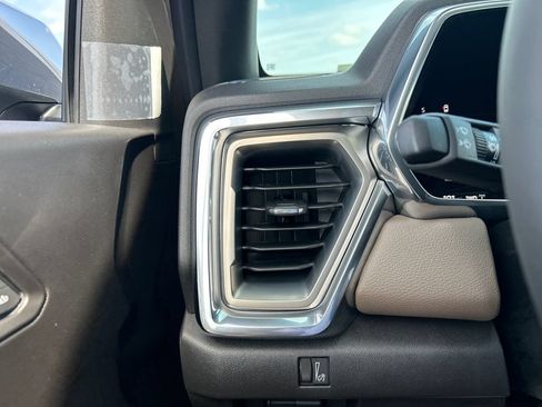 New 2026 GMC Canyon Denali AWD/4WD image 21