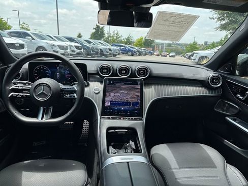 Used 2025 Mercedes-Benz C 300 Sedan image 28