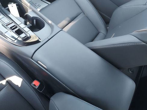 Used 2025 Toyota Crown Signia image 26