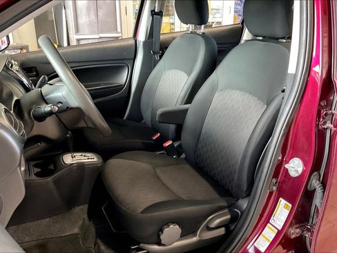 Used 2024 Mitsubishi Mirage LE FWD image 3