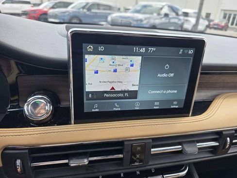 Used 2022 Lincoln Corsair Reserve w/ Elements Package FWD image 10