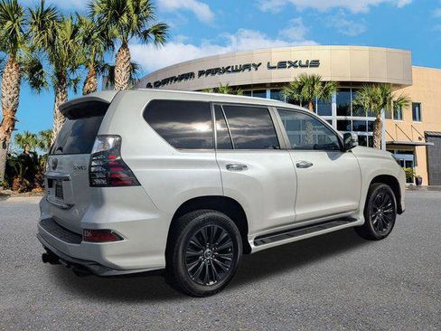 Certified 2023 Lexus GX 460 Premium w/ Accessory Package AWD/4WD image 4