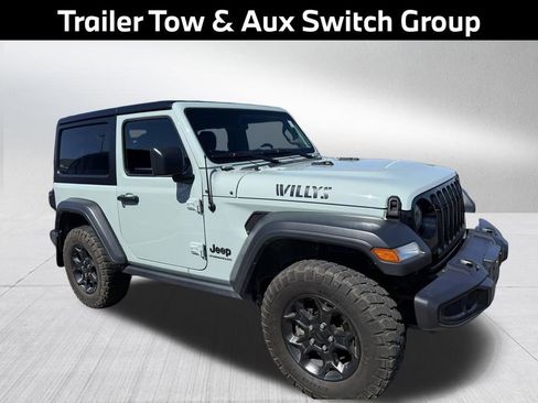 Used 2023 Jeep Wrangler Willys image 4