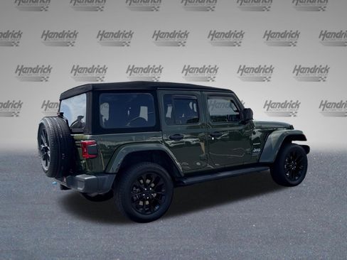 Used 2023 Jeep Wrangler Unlimited Sahara w/ Cold Weather Group AWD/4WD image 9