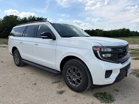New 2026 Ford Expedition Max Active AWD/4WD image 5