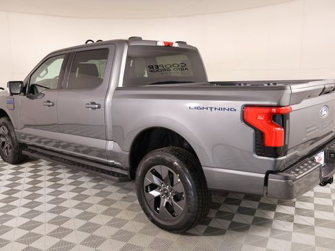 Used 2025 Ford F150 Lightning Flash image 22