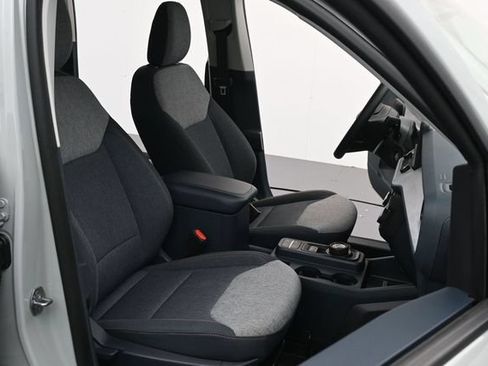 Certified 2024 Ford Maverick XLT FWD image 28