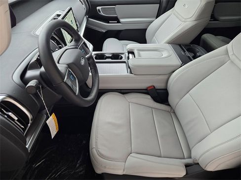 New 2026 Ford Expedition Max Platinum w/ Driver's Package image 10