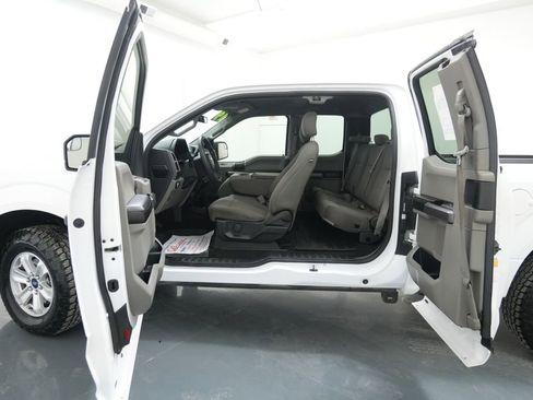 Used 2019 Ford F150 XLT AWD/4WD image 19
