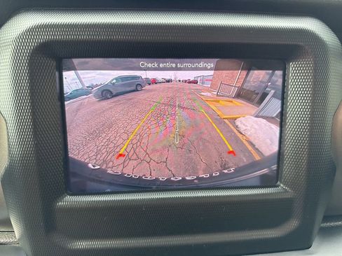 Used 2022 Jeep Wrangler Unlimited Sport image 2