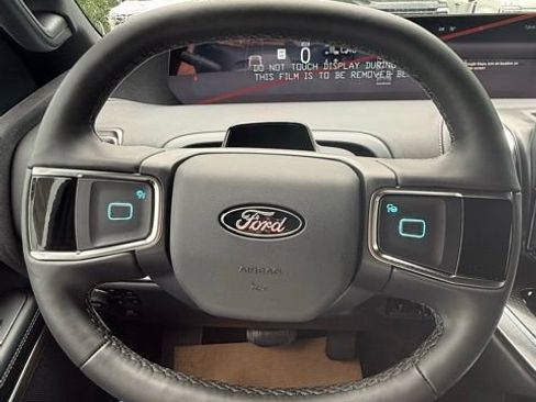 New 2026 Ford Expedition Max Platinum w/ Stealth Performance Package AWD/4WD image 14