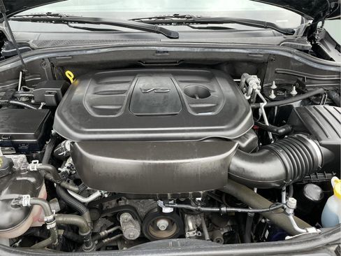 Used 2022 Jeep Grand Cherokee Laredo X image 12