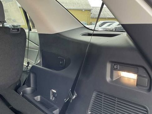 Used 2026 Ford Explorer Active AWD/4WD image 56