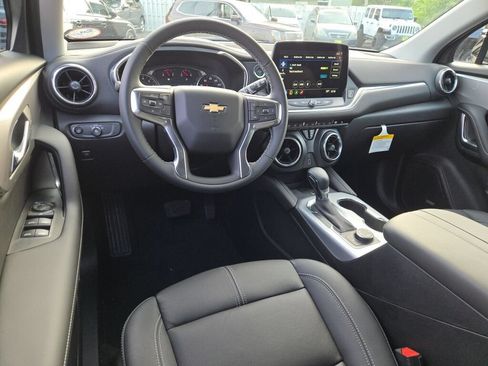 Used 2024 Chevrolet Blazer LT w/ Sound & Technology Package AWD/4WD image 23