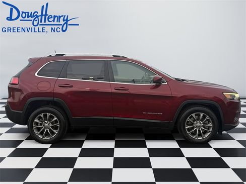 Used 2019 Jeep Cherokee Latitude Plus image 6
