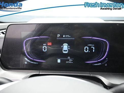 Used 2025 Kia Telluride S FWD image 14