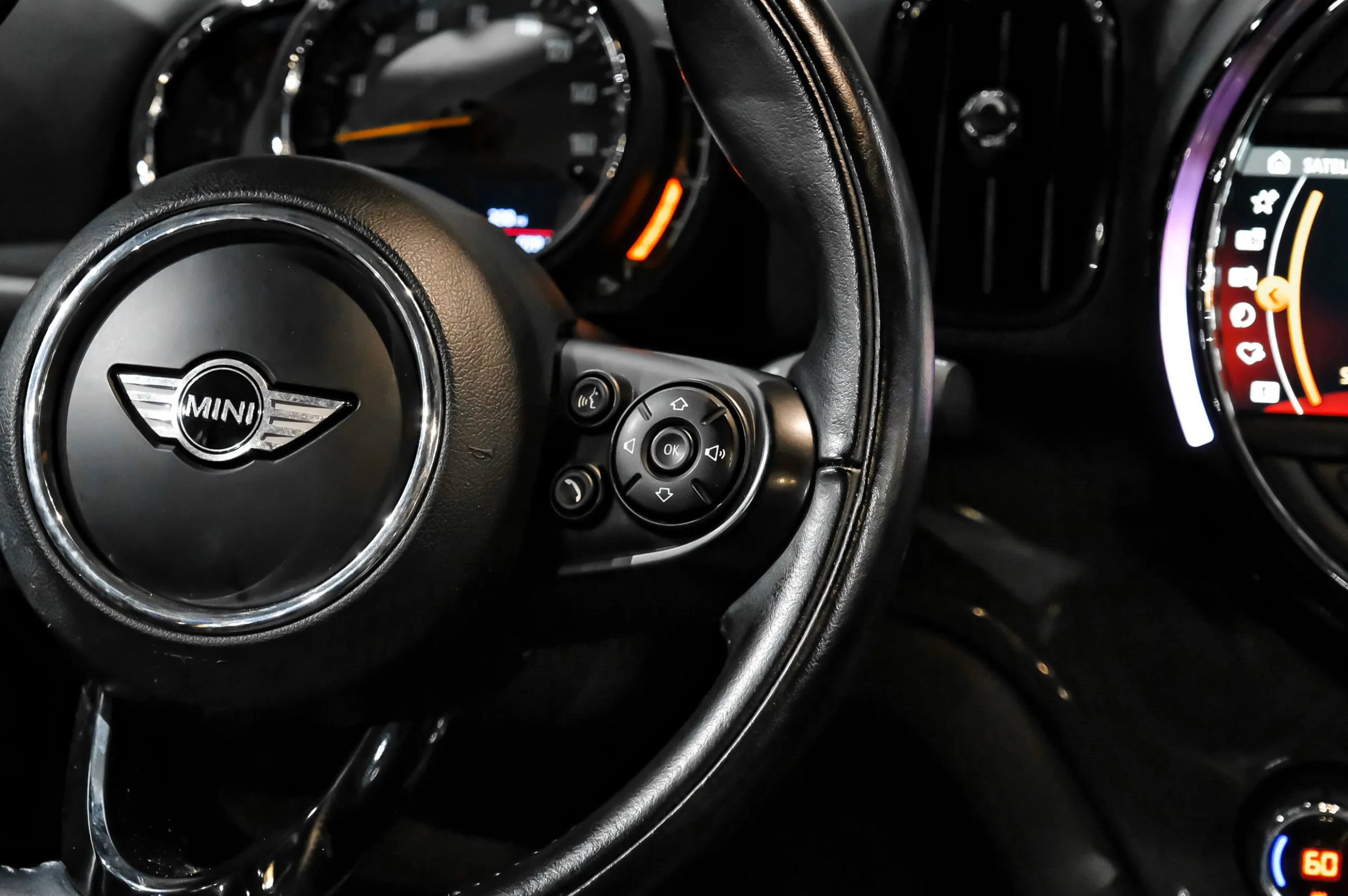 Used 2018 MINI Cooper Countryman ALL4 AWD/4WD image 21