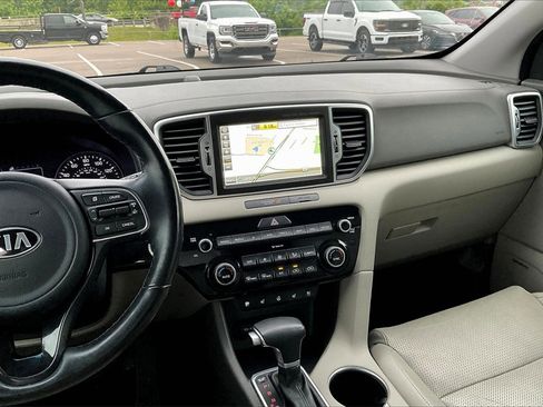 Used 2019 Kia Sportage EX w/ EX Technology Package image 6