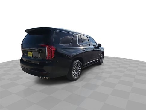 Used 2024 GMC Yukon Denali Ultimate AWD/4WD image 8