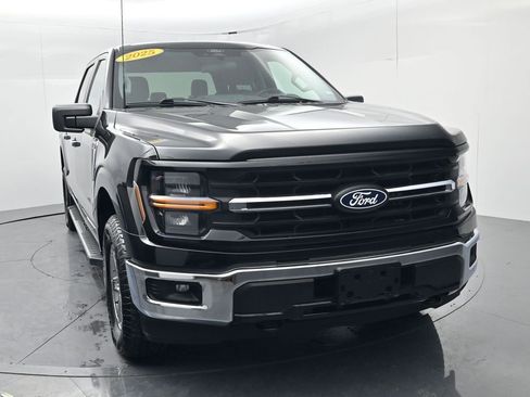 Used 2025 Ford F150 XLT w/ Equipment Group 301A Standard AWD/4WD image 2