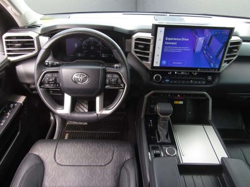 Used 2024 Toyota Sequoia Limited AWD/4WD image 18