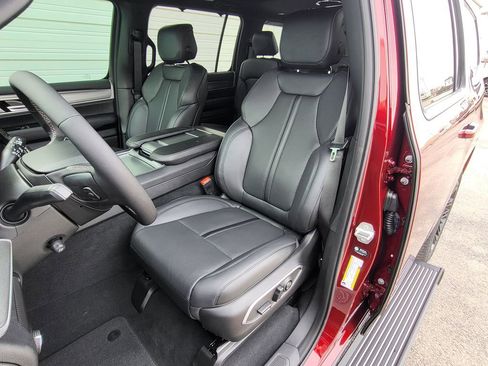 New 2026 Jeep Grand Wagoneer Limited AWD/4WD image 14