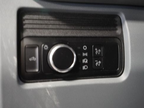 Used 2025 Ford F250 XL AWD/4WD image 14