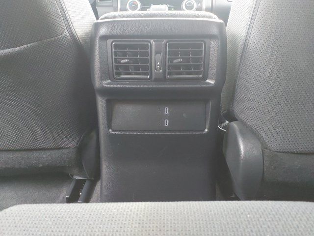 Used 2025 Toyota 4Runner SR5 AWD/4WD image 30