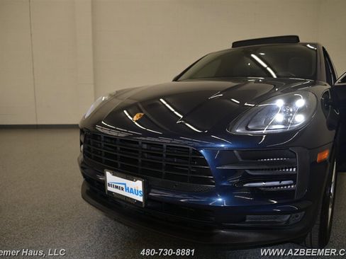 Used 2020 Porsche Macan S image 48