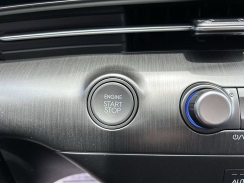 New 2026 Hyundai Kona Limited AWD/4WD image 32