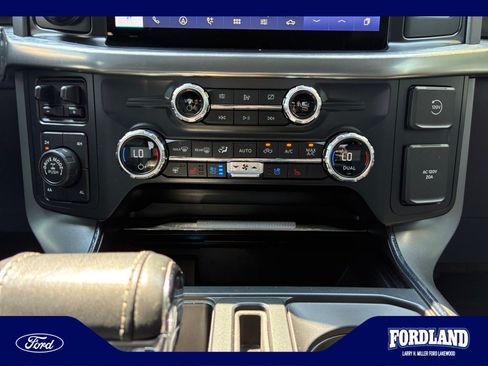 Used 2021 Ford F150 Lariat w/ Equipment Group 502A High AWD/4WD image 31