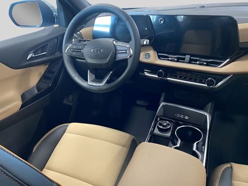 New 2026 Chevrolet Equinox ACTIV w/ Convenience Package III image 13