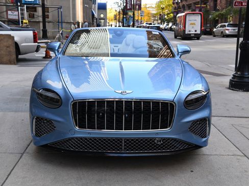 New 2026 Bentley Continental GTC image 2