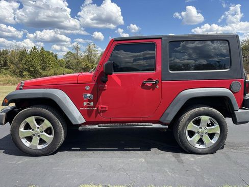 Used 2008 Jeep Wrangler X w/ Black Appearance Group AWD/4WD image 2