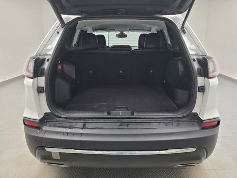 Used 2019 Jeep Cherokee Limited AWD/4WD image 29