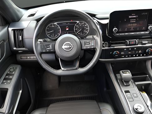 Used 2023 Nissan Pathfinder Rock Creek AWD/4WD image 13